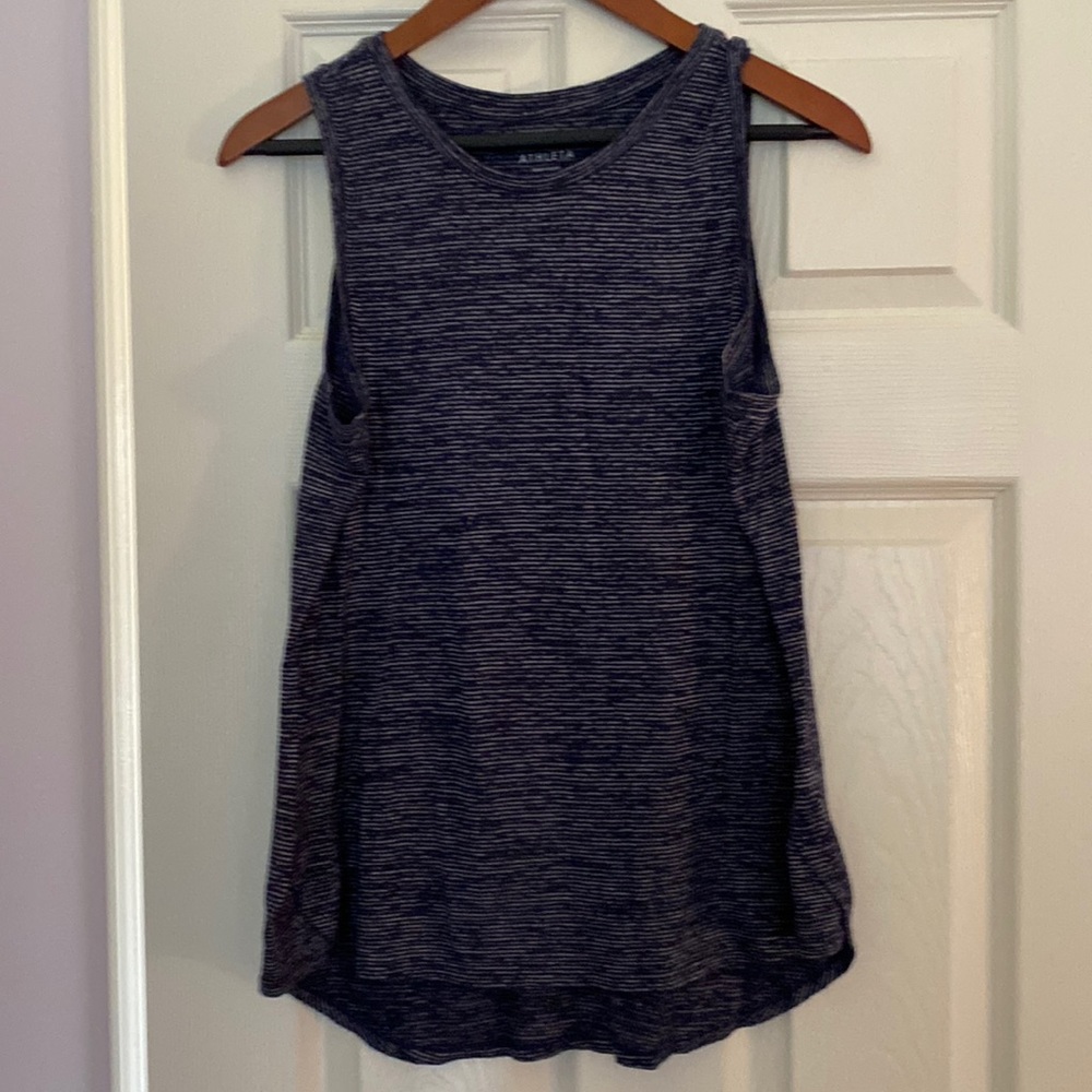 Athleta sleeveless t shirt, size medium